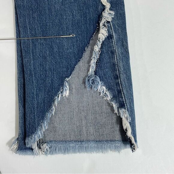 Band of Gypsies Madison Jeans Size 31 Raw Frayed Hems Ankle Button Fly Denim - Picture 9 of 10